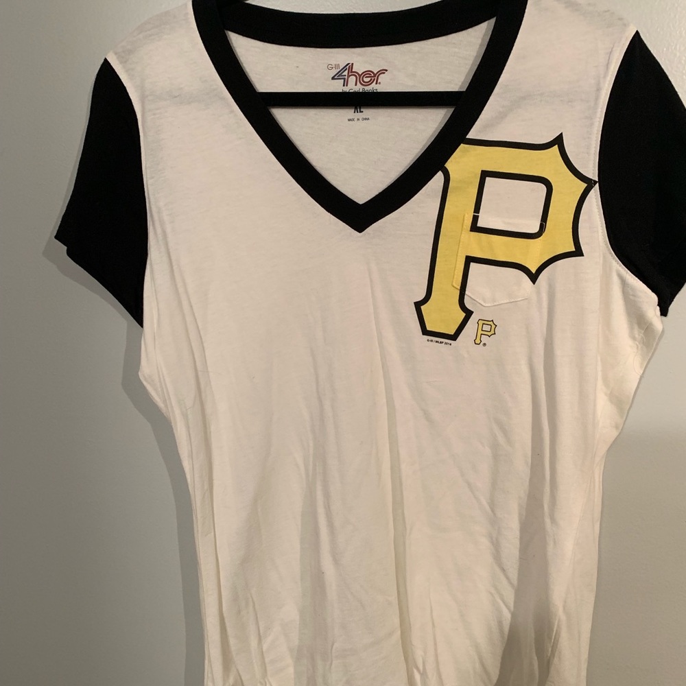 Pirates Top